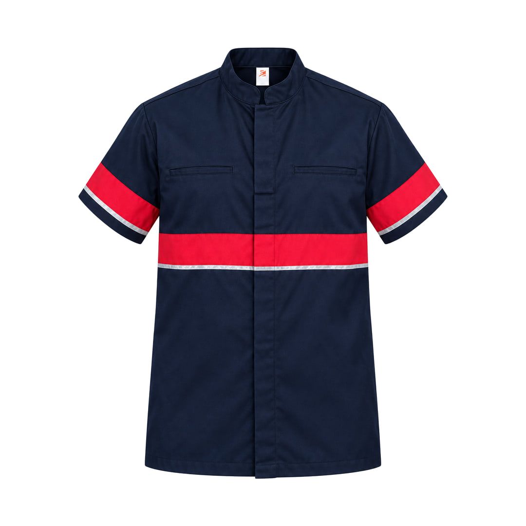 Camisa operacional azul-marinho de manga curta com faixas vermelhas e refletivas